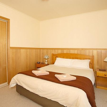Apollo Bay Backpackers Lodge Esterno foto