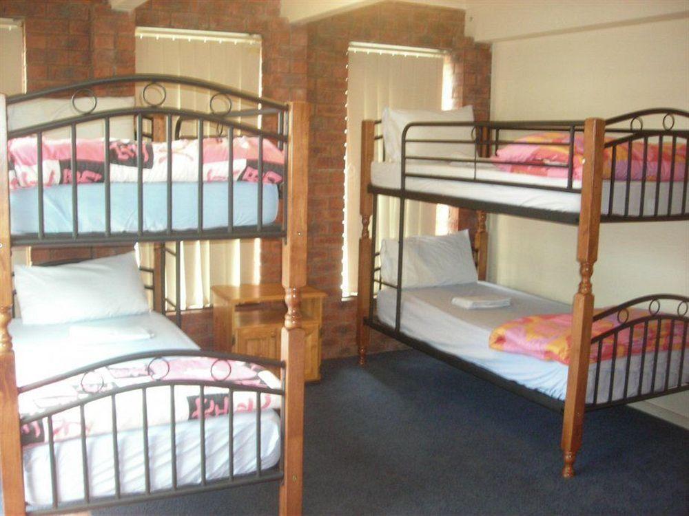 Apollo Bay Backpackers Lodge Esterno foto