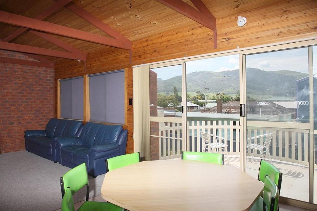 Apollo Bay Backpackers Lodge Esterno foto